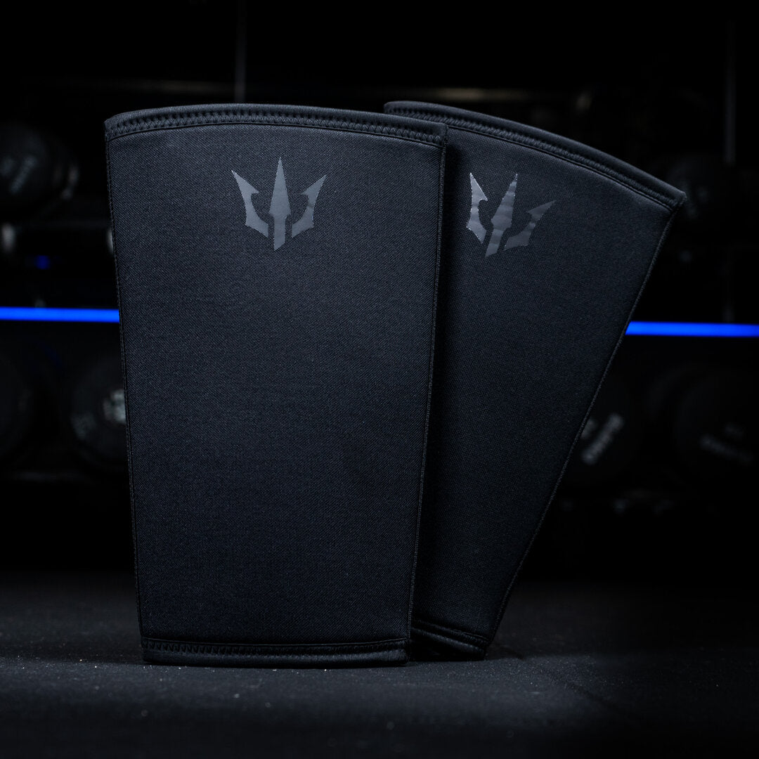 Et par sorte Unlisted Strength knee sleeves